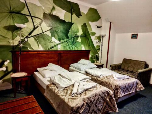 2 twin beds