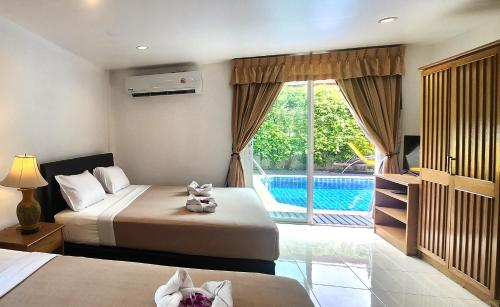 room detail thumbnail 0