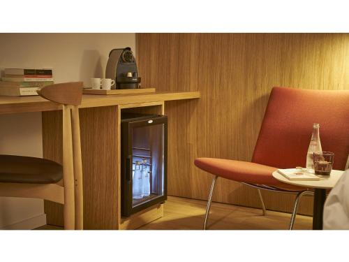 9Hotel Republique - image 9