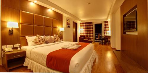Room, family