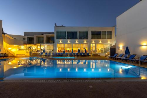 Piscina, Park Beach Hotel in Limassol Suburbs
