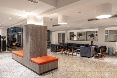 Park Beach Hotel - image 12