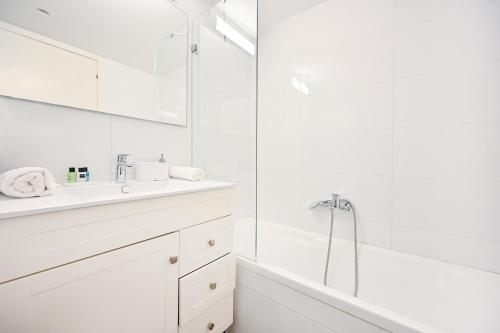 Apartment image 10