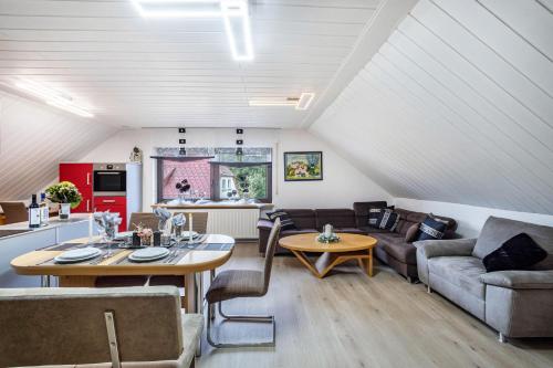 Three-Bedroom Superior Apartment