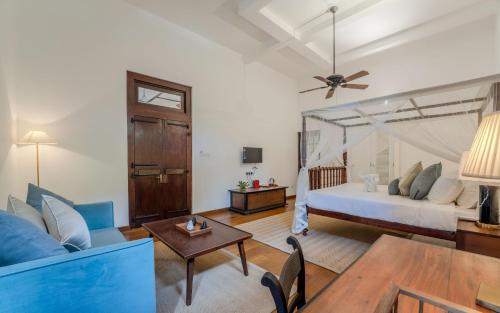 King Room with Garden View image 6