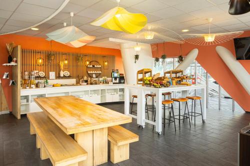 Їжа та напої, Novotel Suites Lille Europe in Лілль