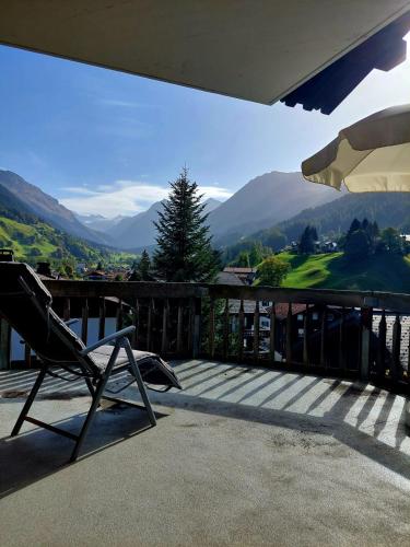  Charmante Wohnung im Dorfkern, Unterkunft in Klosters-Serneus