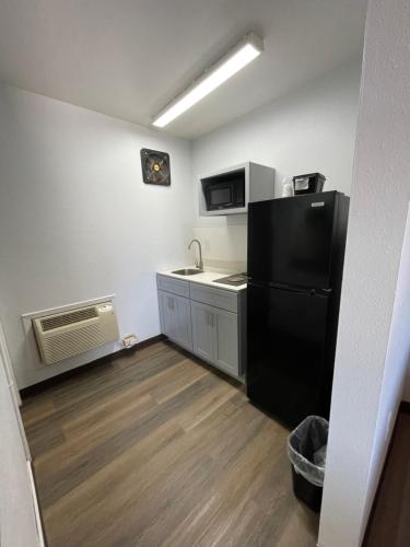 廚房, Motel 6 Artesia, NM in 阿蒂西亞