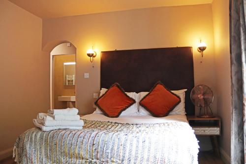 Shillingford Bridge Hotel - image 12