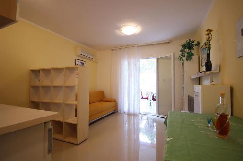One-Bedroom Apartment - First Floor image 4