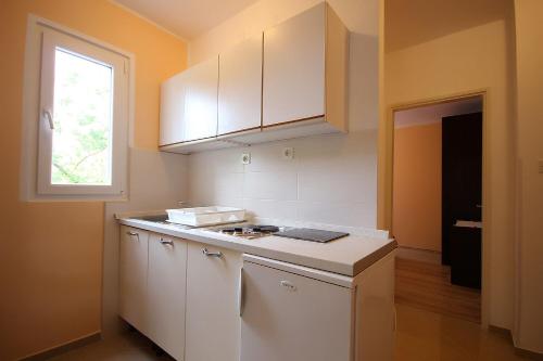 One-Bedroom apartment Standard image 6