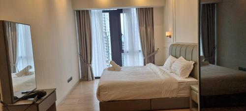 Star Superior KLCC Suite 4-5pax by LavishHome - image 14