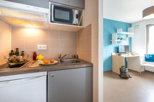 Nemea Appart Hotel Elypseo Strasbourg Port - image 4