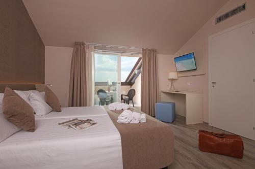 Hotel Splendid Sole - image 2