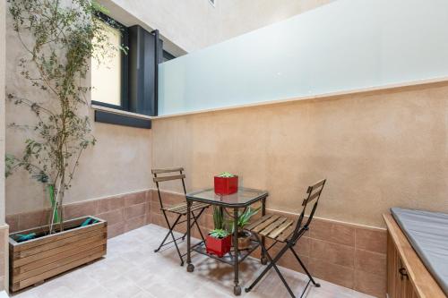 Berenguela Setas Lofts Room Type - One-Bedroom Apartment