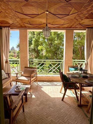 Somptueux appartement jardin & piscine - Hivernage