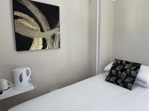 New Derina Hotel - image 5