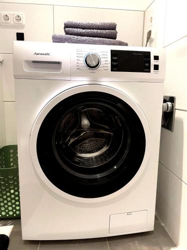 Lightplace - Boxspring - Parkplatz - Netflix, Wolfsburg (zdjęcie 9)