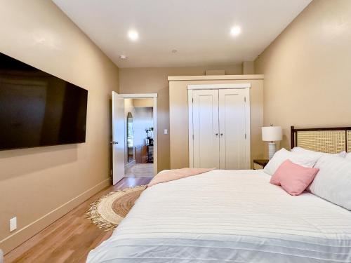 Peach Street Inn by WanderLodges