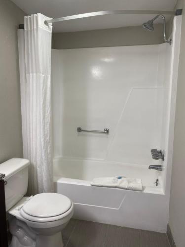 Cambridge Inn – Oklahoma City, OK