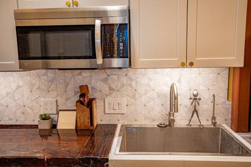 ห้องครัว, Social Stays - FIRST hostel on State Street  in ซานตาบาร์บารา (CA)