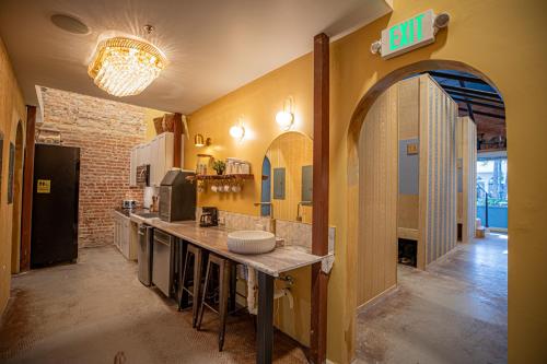 ห้องครัว, Social Stays - FIRST hostel on State Street  in ซานตาบาร์บารา (CA)