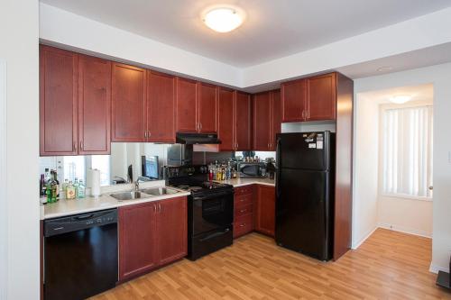 Entire House with Parking in Churchill Meadows in Mississauga, Canada
