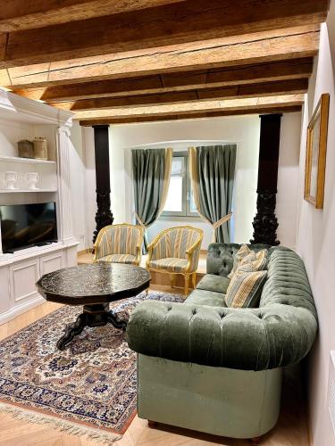 The Ambassador Apartment by Palazzo Monga, Verona (foto 3)
