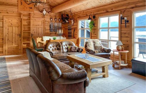 Two-Bedroom Holiday Home
