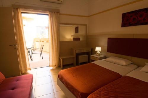 Superior Two-Bedroom Apartment image 7