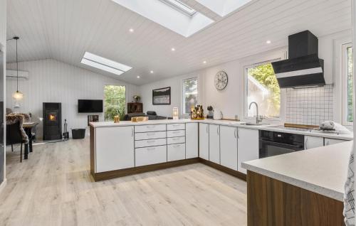 Kitchen, 2 Bedroom Lovely Home In Hadsund in Hadsund