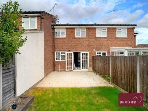 Instalaciones, Farnham - 2 Bedroom House - With Garden and Parking in Farnham