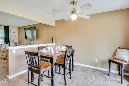 Cozy Missouri Retreat with Deck and Grill, Near Hiking Cozy Missouri Retreat with Deck and Grill, Near Hiking