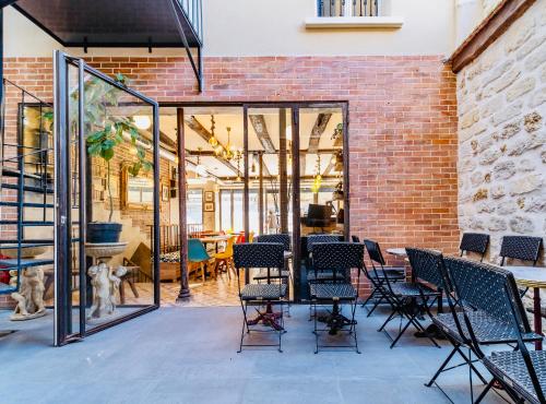 Balcony/terrace, FRATERNiTY-HOTEL in 11th - Bastille - Republique