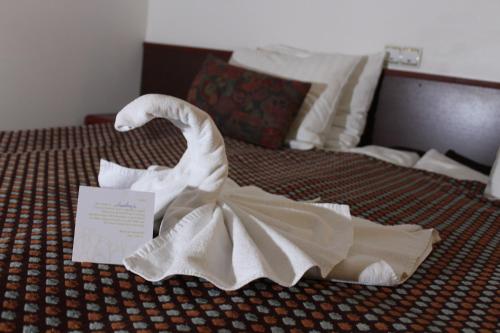 Double or Twin Room image 6