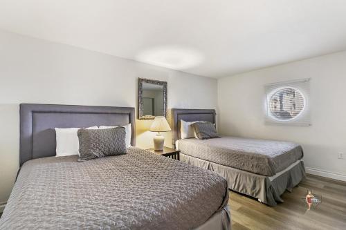 Two-Bedroom Apartment image 8