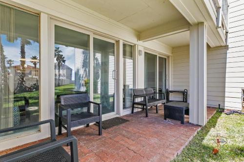 Two-Bedroom Apartment image 1