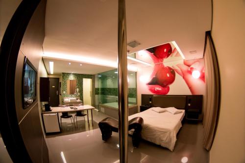 . Vitara Motel (Adult Only)