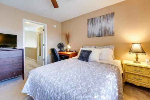 Horn Lake Vacation Rental about 14 Mi to Memphis! Horn Lake Vacation Rental about 14 Mi to Memphis!