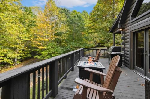 Creekside Hideaway in Todd, USA