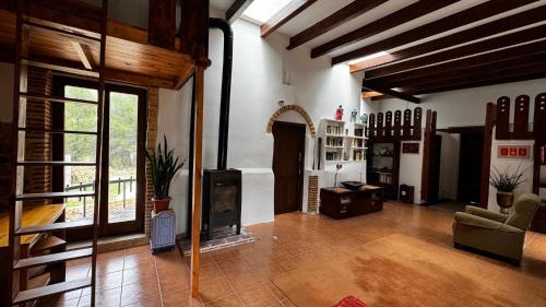 Albergue Mas de la Montaña del Cocodrilo (Albergue Mas de la Montana del Cocodrilo) in Puertomingalvo