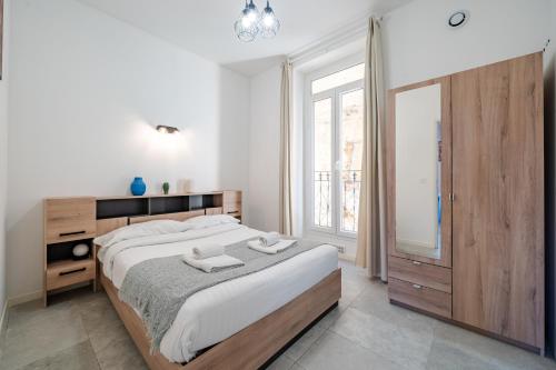 1-BR Monaco Apartment - 1 minute to Monaco 1-BR Monaco Apartment - 1 minute to Monaco