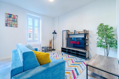 1-BR Monaco Apartment - 1 minute to Monaco 1-BR Monaco Apartment - 1 minute to Monaco