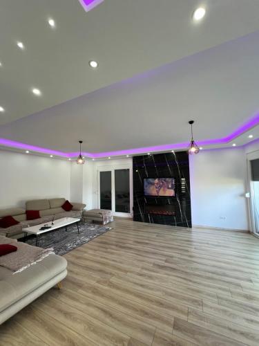 Pine Serenity Villa in Kmetovce