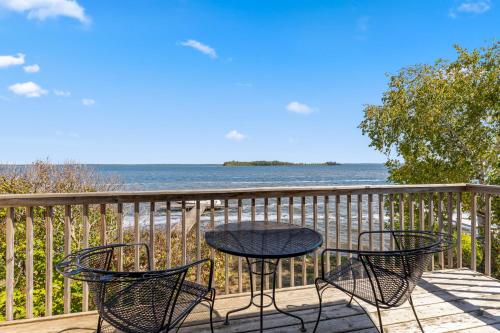 The Lodges at Breezy Point