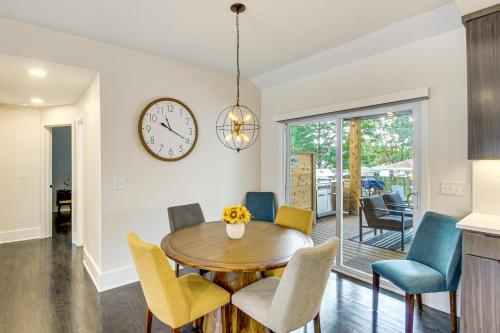 Stylish and Modern Lenexa Haven with Fire Pit and Deck! in Lenexa, USA