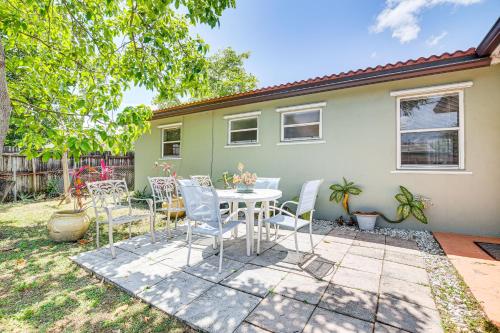 Ft Lauderdale Getaway with Yard about 4 Mi to Beach! in Fort Lauderdale, USA