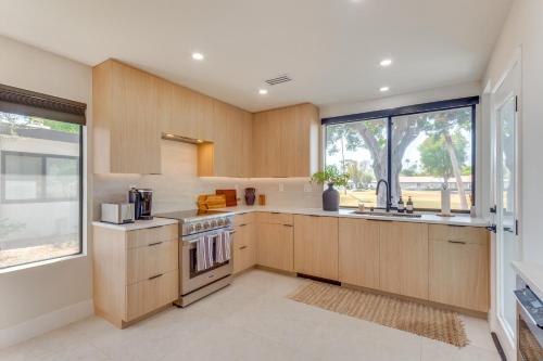 Rancho Mirage Condo Near El Paseo and The River! in Rancho Mirage, USA