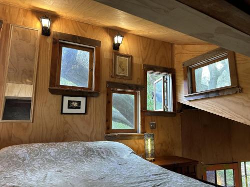 Topanga Wonderland Cottage in Topanga, USA