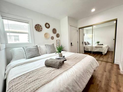Jies Choice Cozy 3B kids friendly house DTLA in Los Angeles, USA